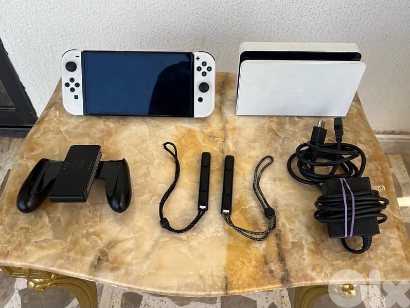 Nintendo Switch OLED with Dock and Accessories- Excellent Condition 2