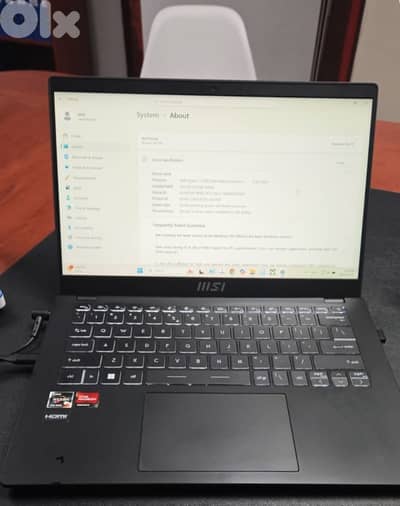 MSI Laptop 13.5"  Black