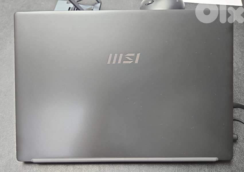MSI Laptop 13.5"  Black 3