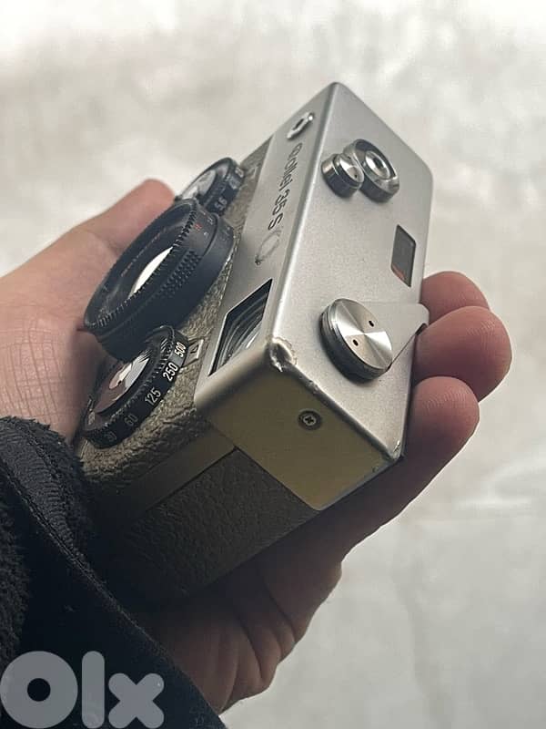 Rollei 35S 40mm f/2.8 Sonnar HFT Silver Limited Edition 1