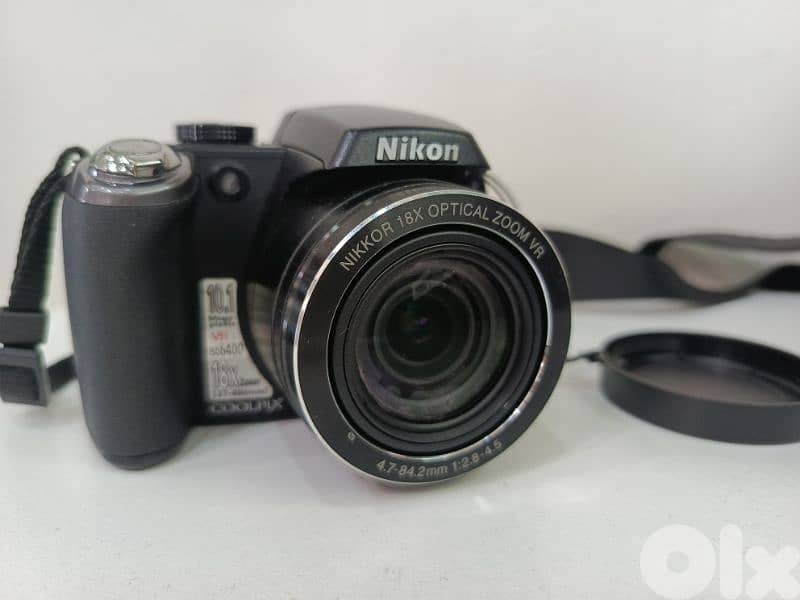 Nikon Coolpix P80 2