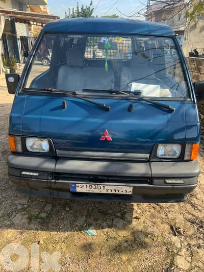 Mitsubishi L300 for sale