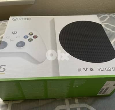 xbox series S 2 controlllers 4k 1080 full gamepass account and online