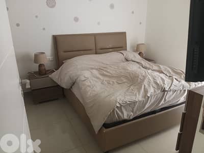 Full bedroom for sale