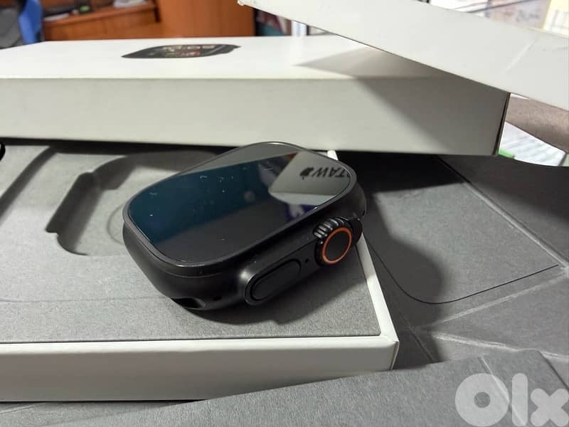 apple watch ultra 2 black edition battery  100% 1