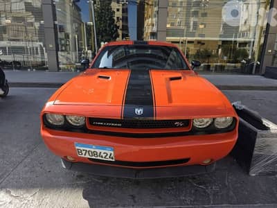 Dodge Challenger 2010