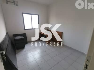 L14304 - 4-Room Office for Rent in Bouchrieh