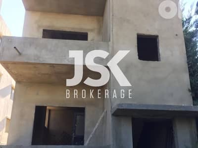 L14119 - Land With Under Construction Building for Sale In Chouf