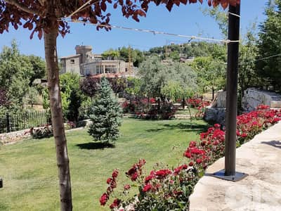 GMB186SZ - Triplex For Sale In Mechmech - تريبلكس  للبيع في مشمش