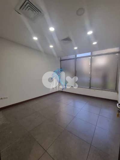 PRESTIGIOUS OFFICE IN CARRE D’OR - ACHRAFIEH PRIME | ACRMN-1061