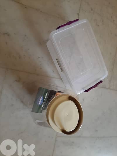 Tupperware شروة قطع بلاستيك جديدة