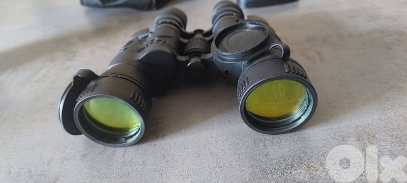 binoculars 5