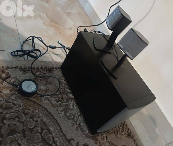 Surround system from Bose Very clean working in excellent condition 4
