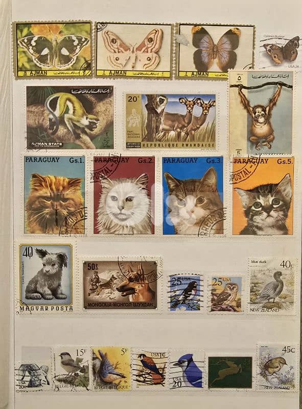 Worldwide Album Collection — +350 Different Stamps 12