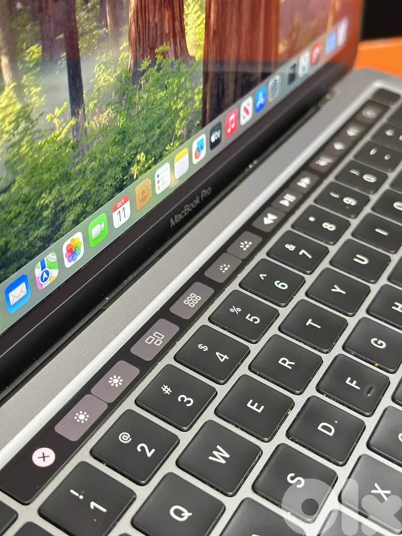 APPLE MACBOOK PRO M1 13-INCH TOUCHBAR LAPTOP 4