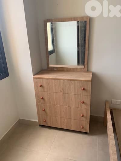 شفنيرة مع مراية جديدة من المعمل بافضل الاسعار