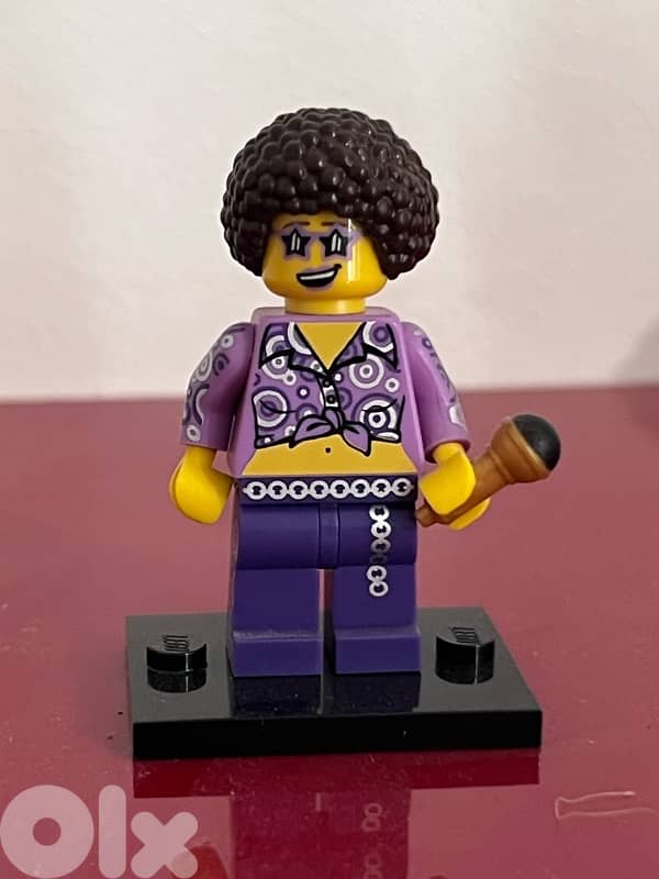 11 Lego Minifigures from various series 3