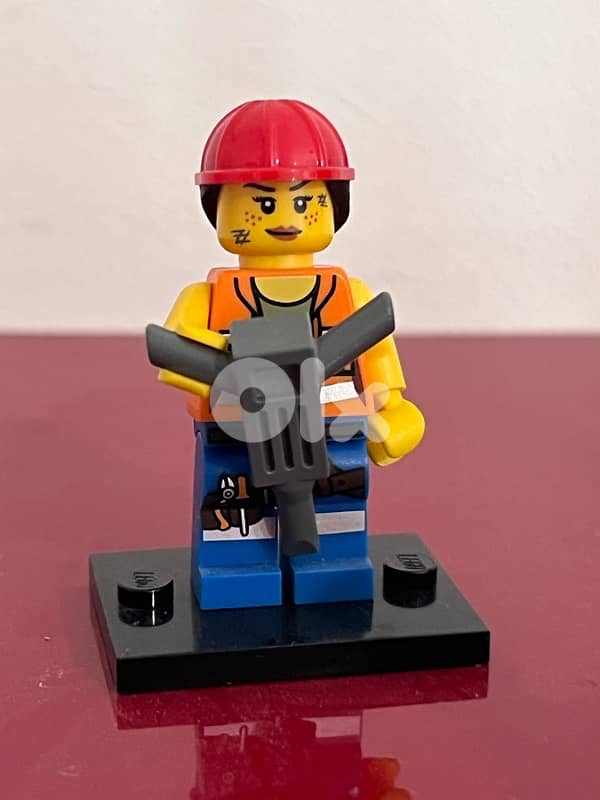 11 Lego Minifigures from various series 6