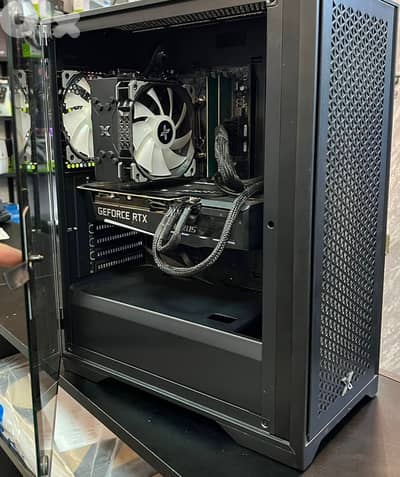 Used case i7 8700 32gb ram 500gb nvme aorus rtx 3070 800w psu case coo