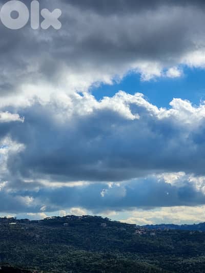 990 QM Land in Oyoun Broumana , Metn overlooking the Mountains