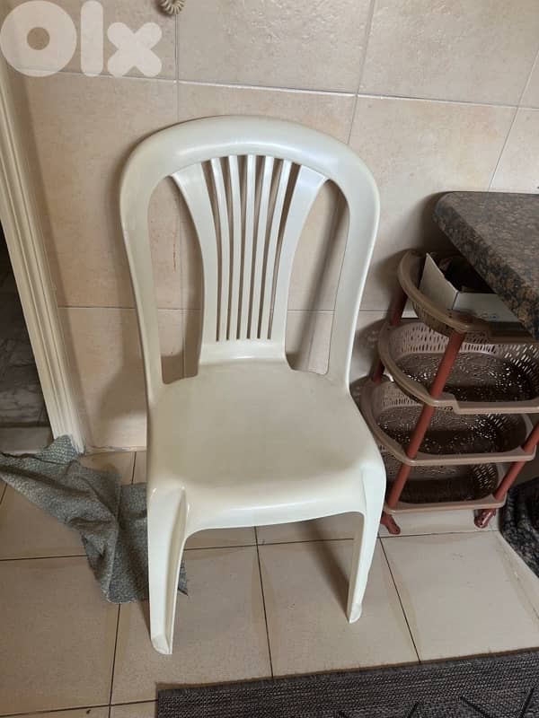 plastic chairs 1