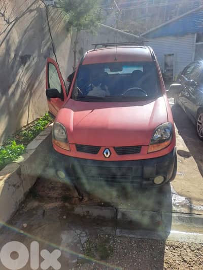 رينو كانجو 2003