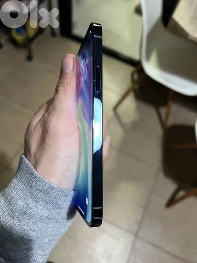 IPHONE 12 pro 128gb excellent condition