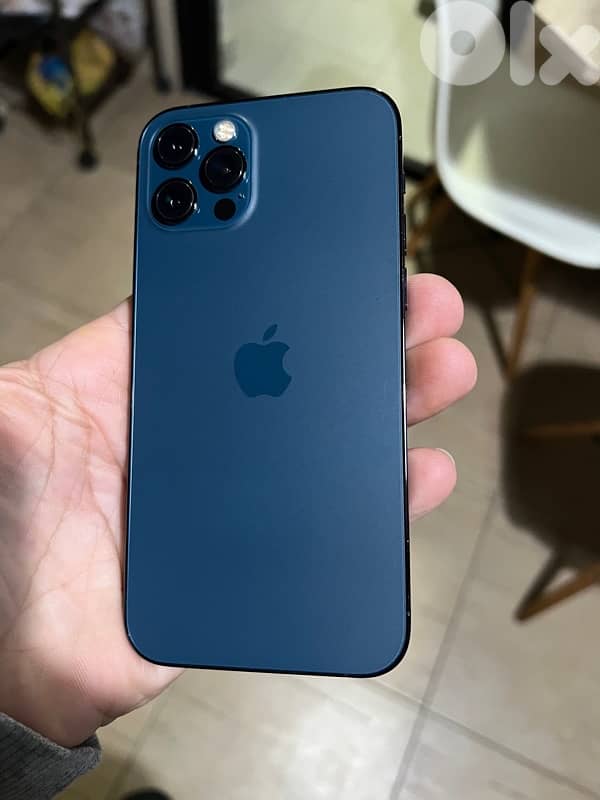 IPHONE 12 pro 128gb excellent condition 3