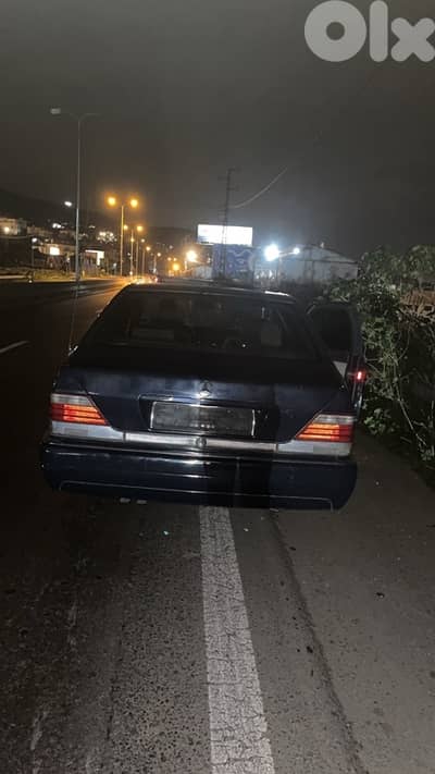 Mercedes-Benz S-Class 1992