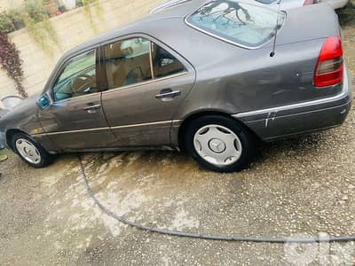 مرسيدس بنز آخر 2005