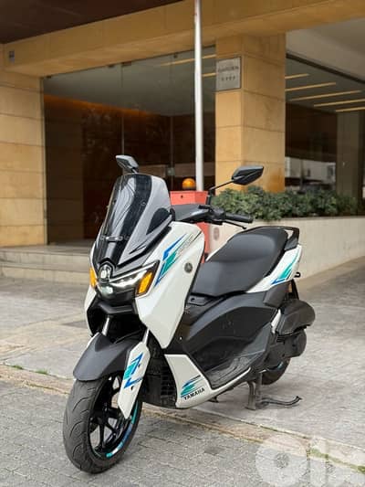Yamaha Nmax 2025