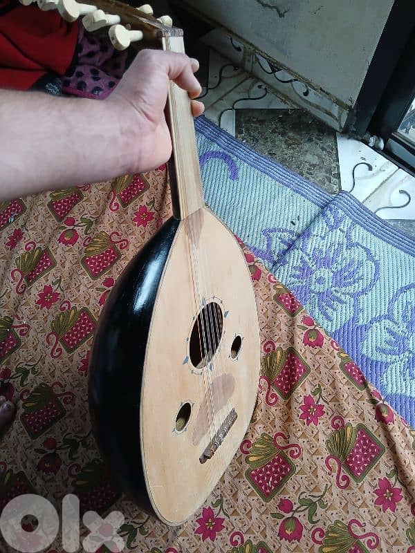 عود مستعمل بحالة جيدة - Musical Instruments - 116795779