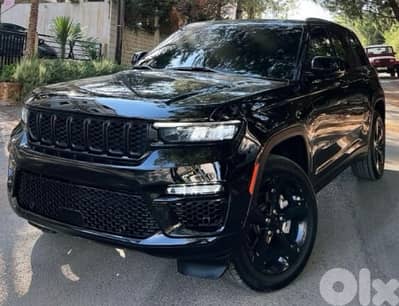 Grand Cherokee Altitude 2023 Black Edition