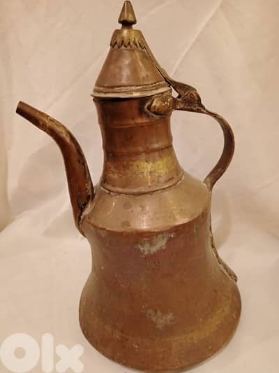 إبريق نحاس أحمر عثماني قديم