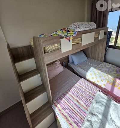 سرير/تخت طابقين