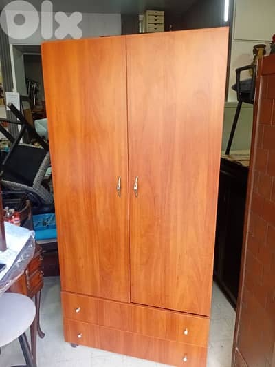 خزانة المنيوم  شبه جديد