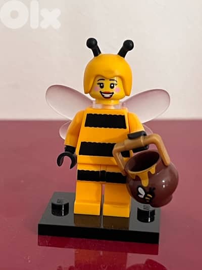 Lego mini figure Bumblebee girl