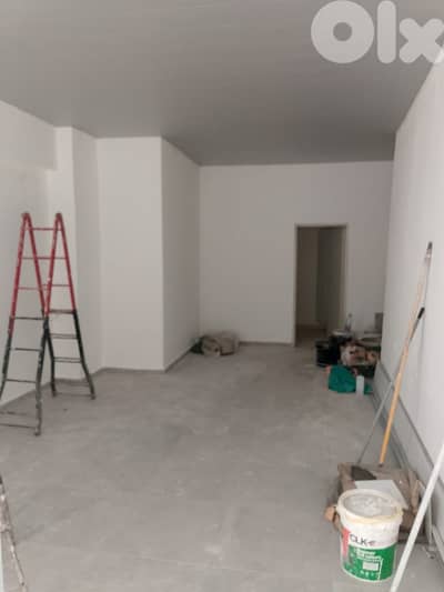 محل للبيع في الدكوانة Shop for sale in Dekweneh