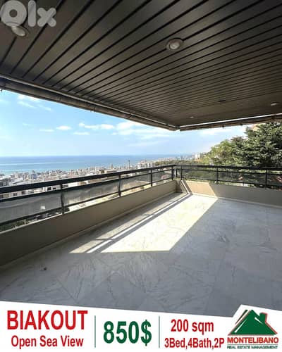 200 sqm Apartment For Rent in Biakout بياقوت with Open Sea View