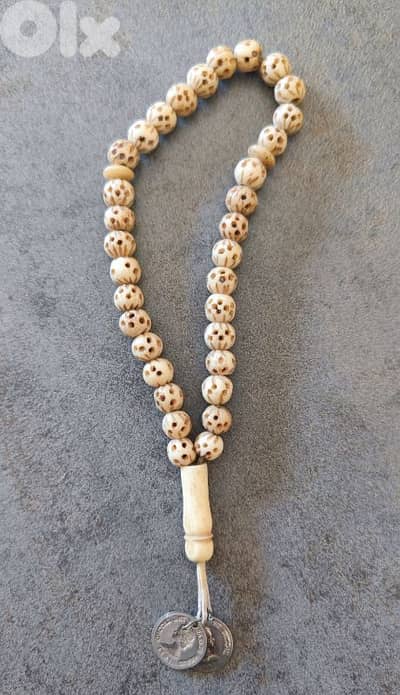 Vintage Hand-Carved Bone Tasbih – Rare Style