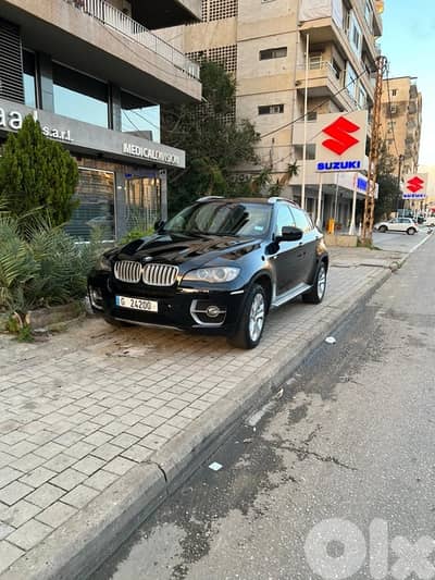 BMW X6 2011