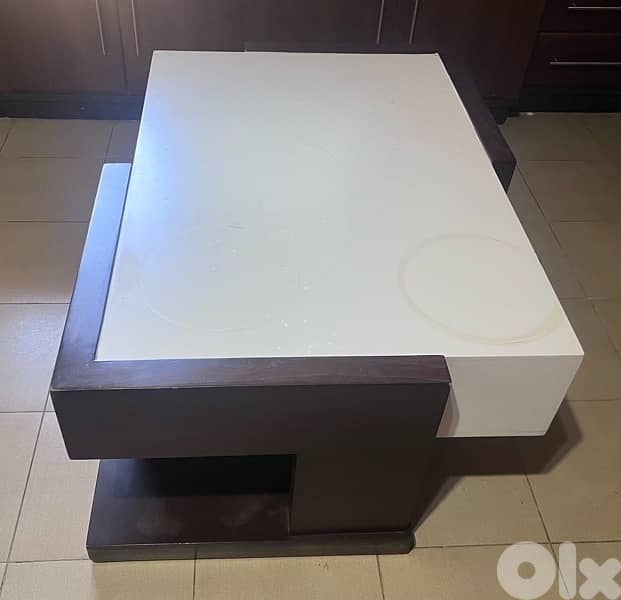 Modern Coffee Table – Solid Wood – 110x75x48 cm 2