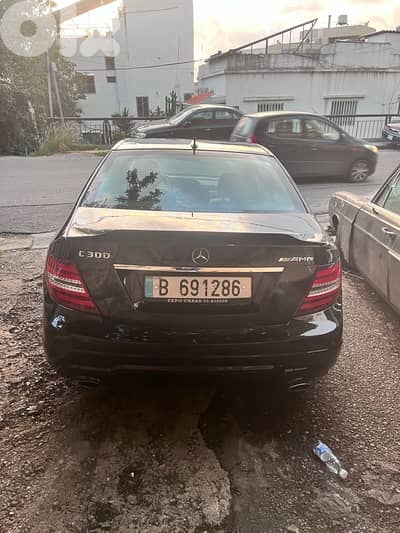 Mercedes-Benz C300 2014