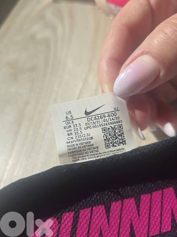 Nike shoes size 37.5 original 1