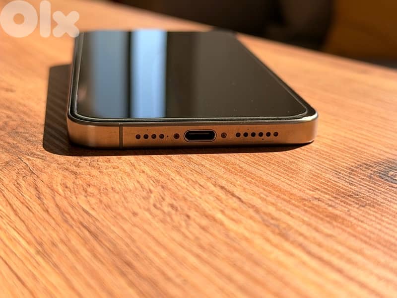 iPhone 15 pro Max 256 GB 3