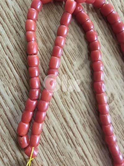 مسبحة مرجان طبيعي من البحر المتوسط