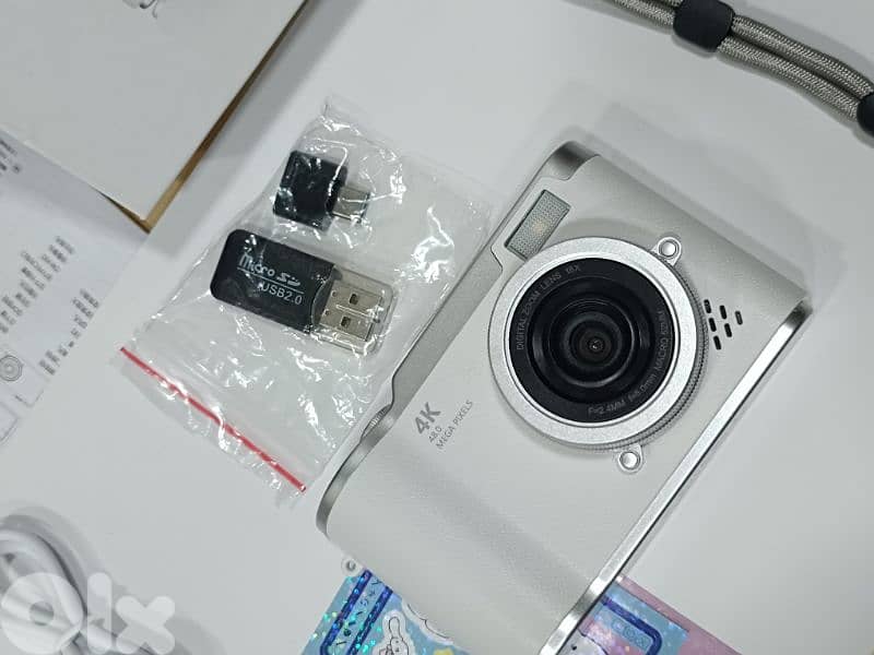 Portable Digital Camera 4