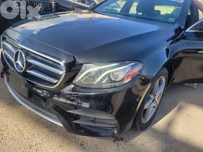 Mercedes-Benz E-Class 2018 - clean carfax