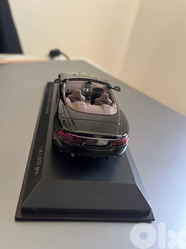 aston martin dbs minichamps 1