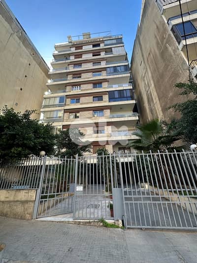 Apartment for Rent in Kornish Al Mazraa - شقة للإيجار – كورنيش المزرعة